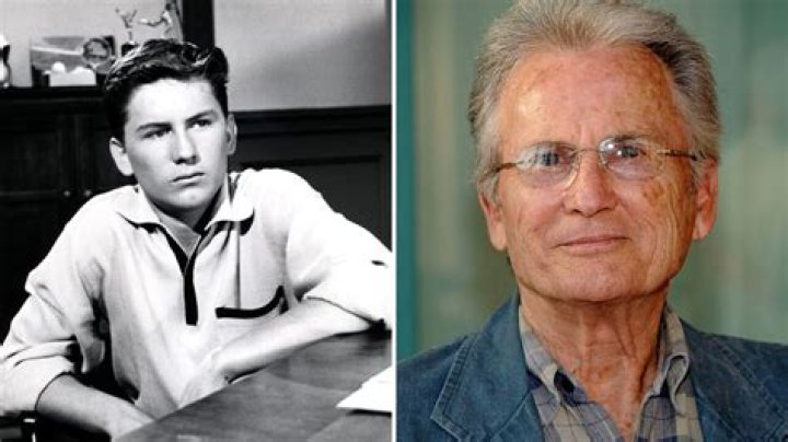 Billy Gray ·