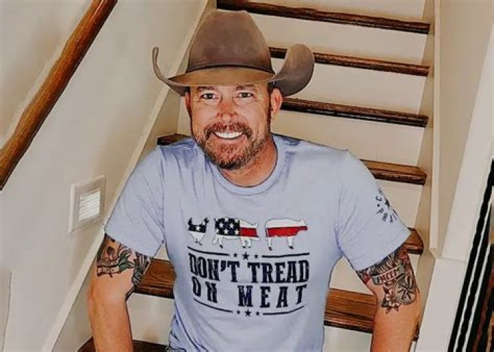 Chad Prather and His Wife Are Happy Couple Raising Five Children Together