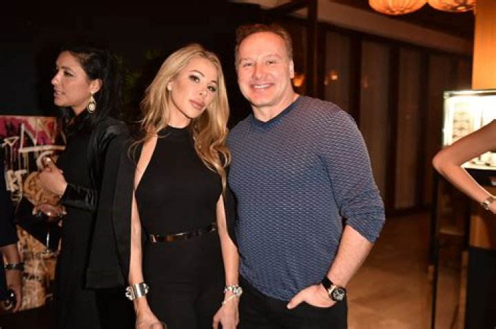 Dr Lenny Hochstein Net Worth: Everything On His Alleged Affair and Wife Lisa