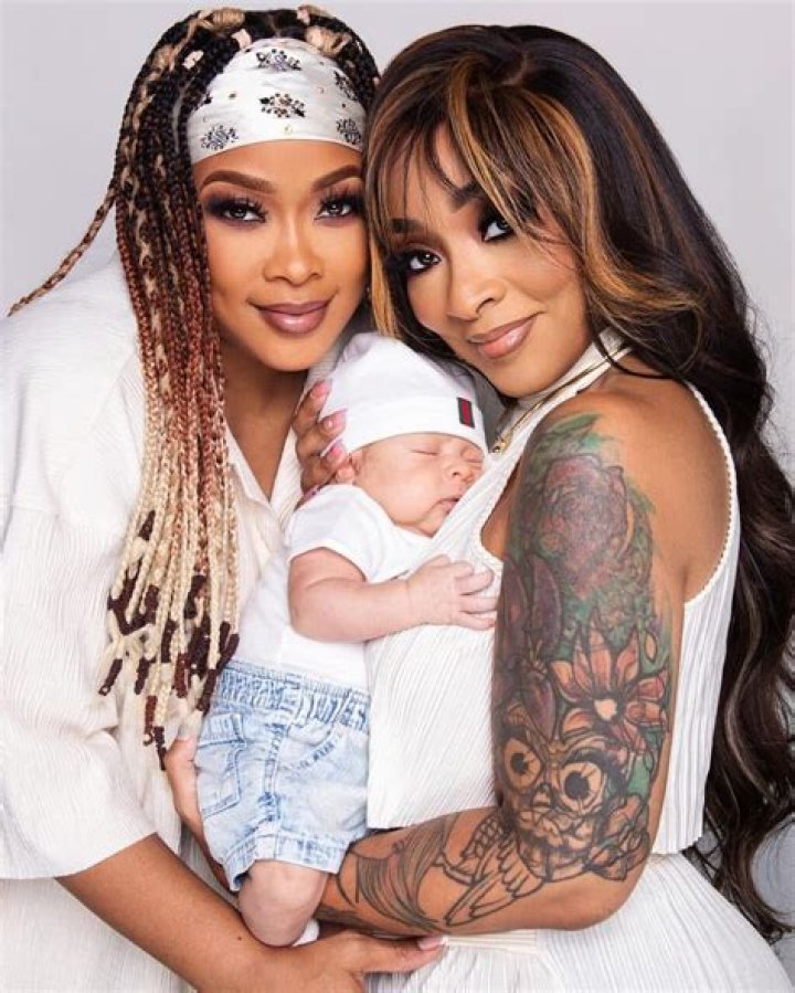 How Much Is Da Brat Net Worth ·