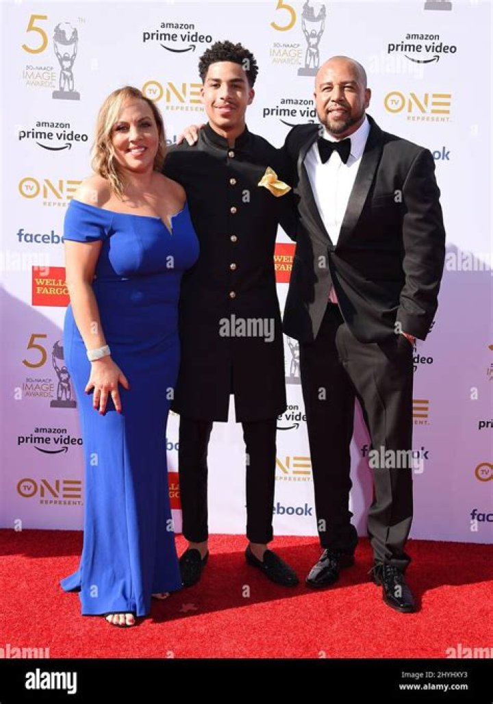 Marcus Scribner Height ·