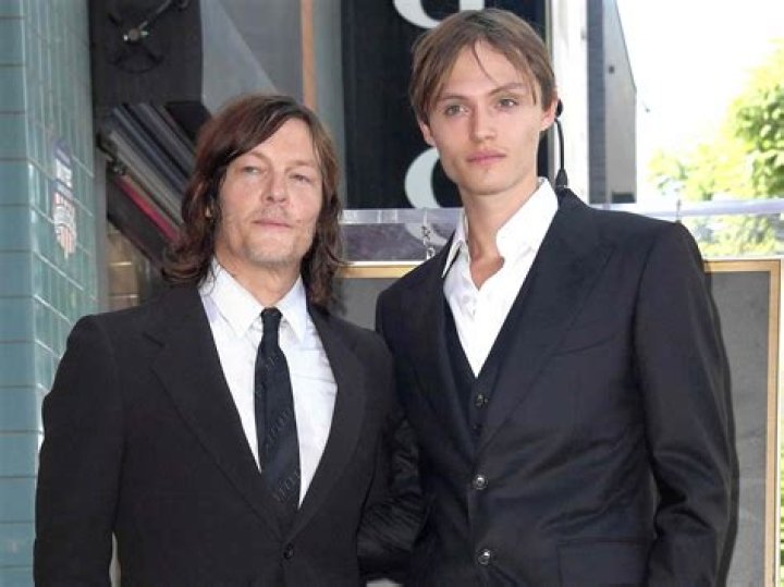 Mingus Lucien Reedus ·