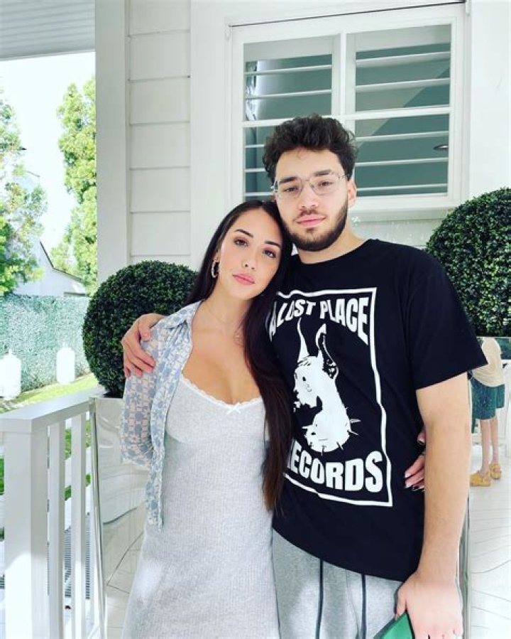 NHL Adin Hill Parents Brother Sister And Girlfriend