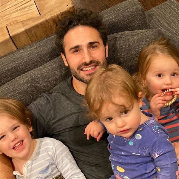 The Chase: Is Sara Haines Still Married To Max Shifrin? Husband – Kids And Family