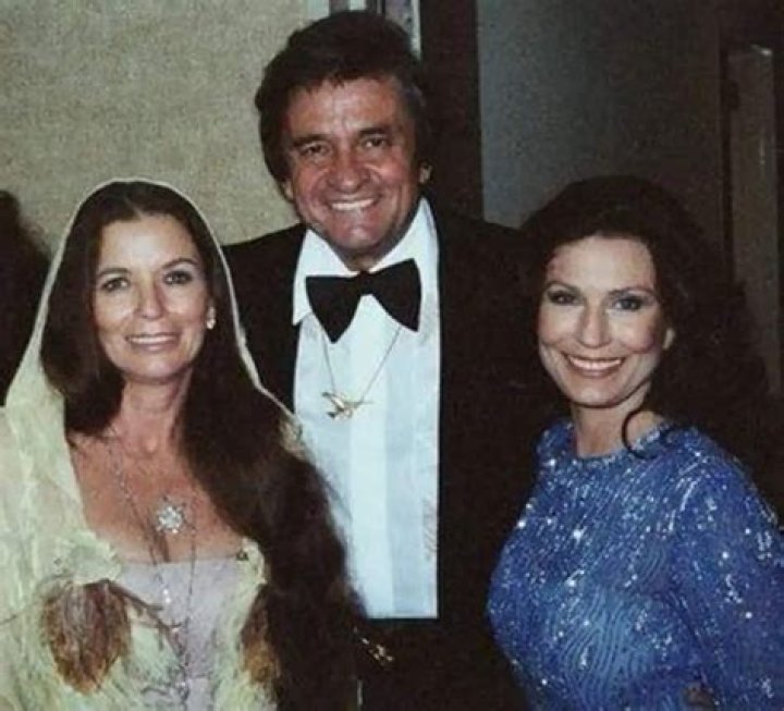 The Marital Status Of Johnny Cash And Loretta Lynn Revealed