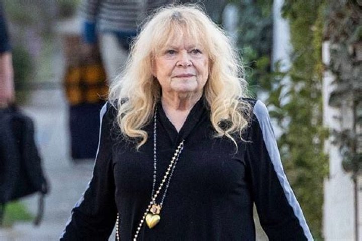 Unveiling The Height Of Sally Struthers And Its Intriguing